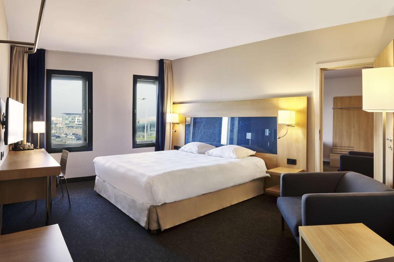 Standard Room,1246407550:JPEG
